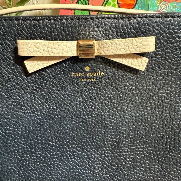 Kate Spade Black Crossbody Bag with Bow - Size 8.75”L x 6.5”H x 2”W - Picture 2 of 15